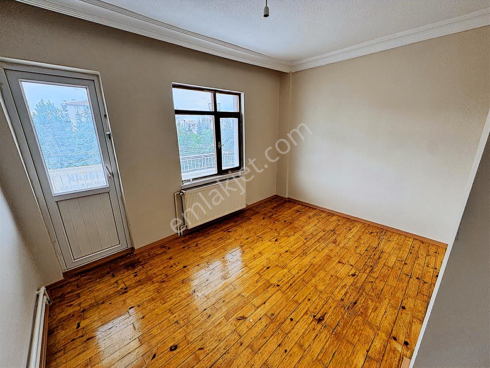 Sincan 12.cadde'de 3+1 Sitede Geniş Park Cepheli Kiralık Daire - Görsel 3