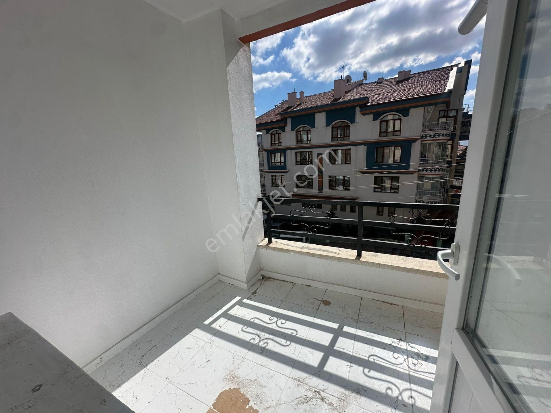 Keçiören Esertepede Katta Asansörlü Ful Yapılı Kiralık Daire - Görsel 33