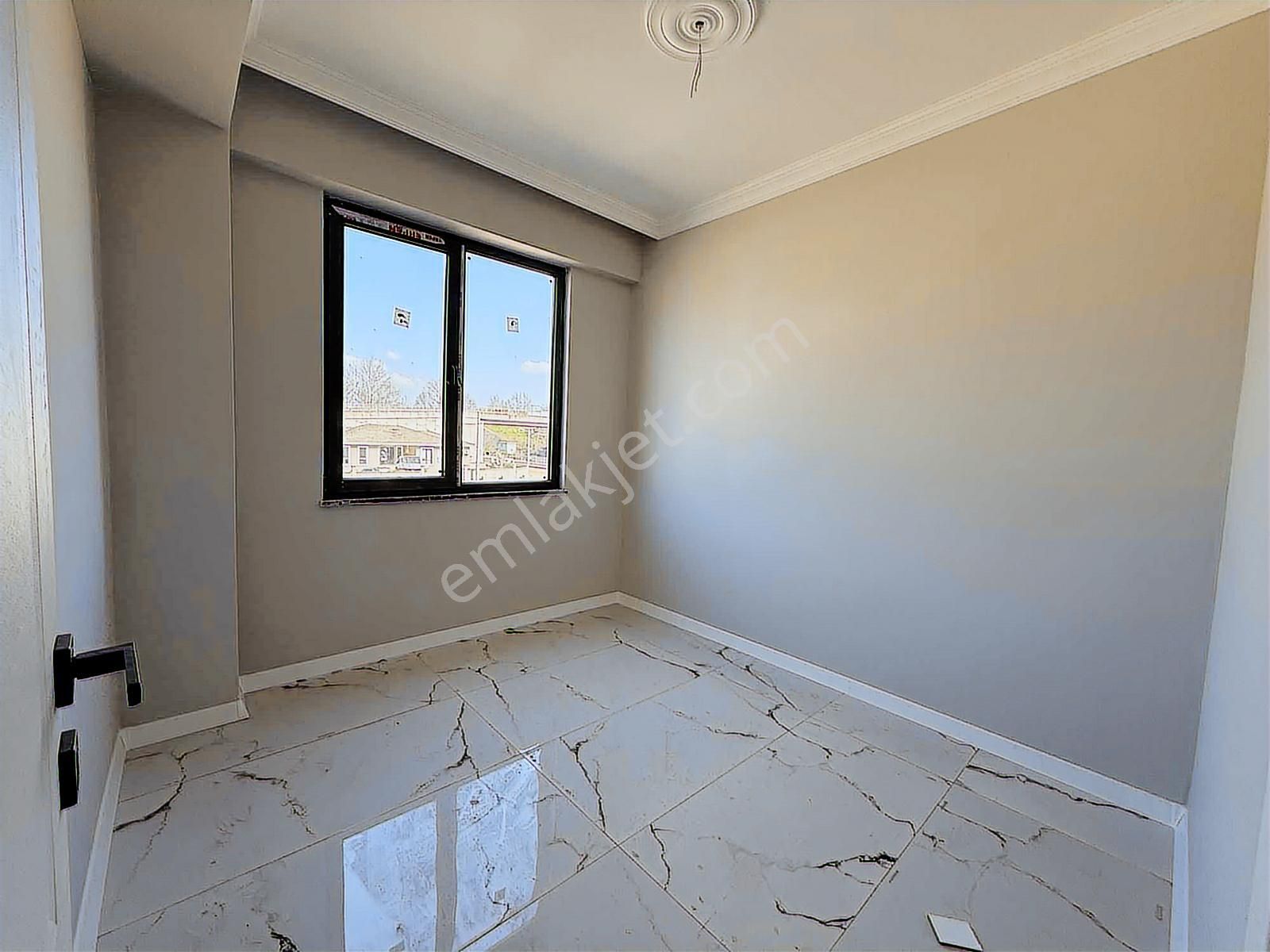 Ömer İnan Remax Hür Fatih Mah. 3+1 Sıfır Ferah Daire - Görsel 7