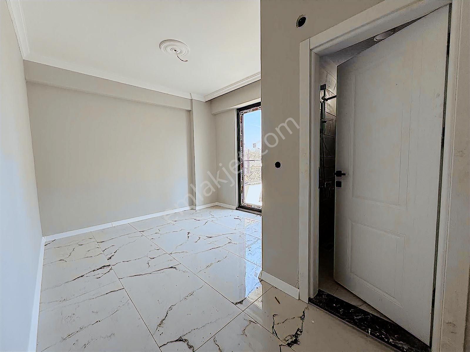 Ömer İnan Remax Hür Fatih Mah. 3+1 Sıfır Ferah Daire - Görsel 3