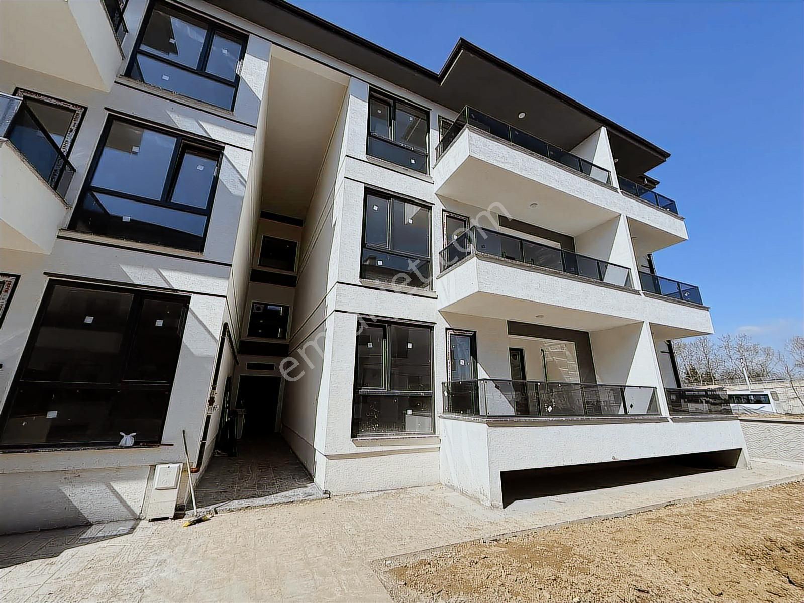 Ömer İnan Remax Hür Fatih Mah. 3+1 Sıfır Ferah Daire - Görsel 11