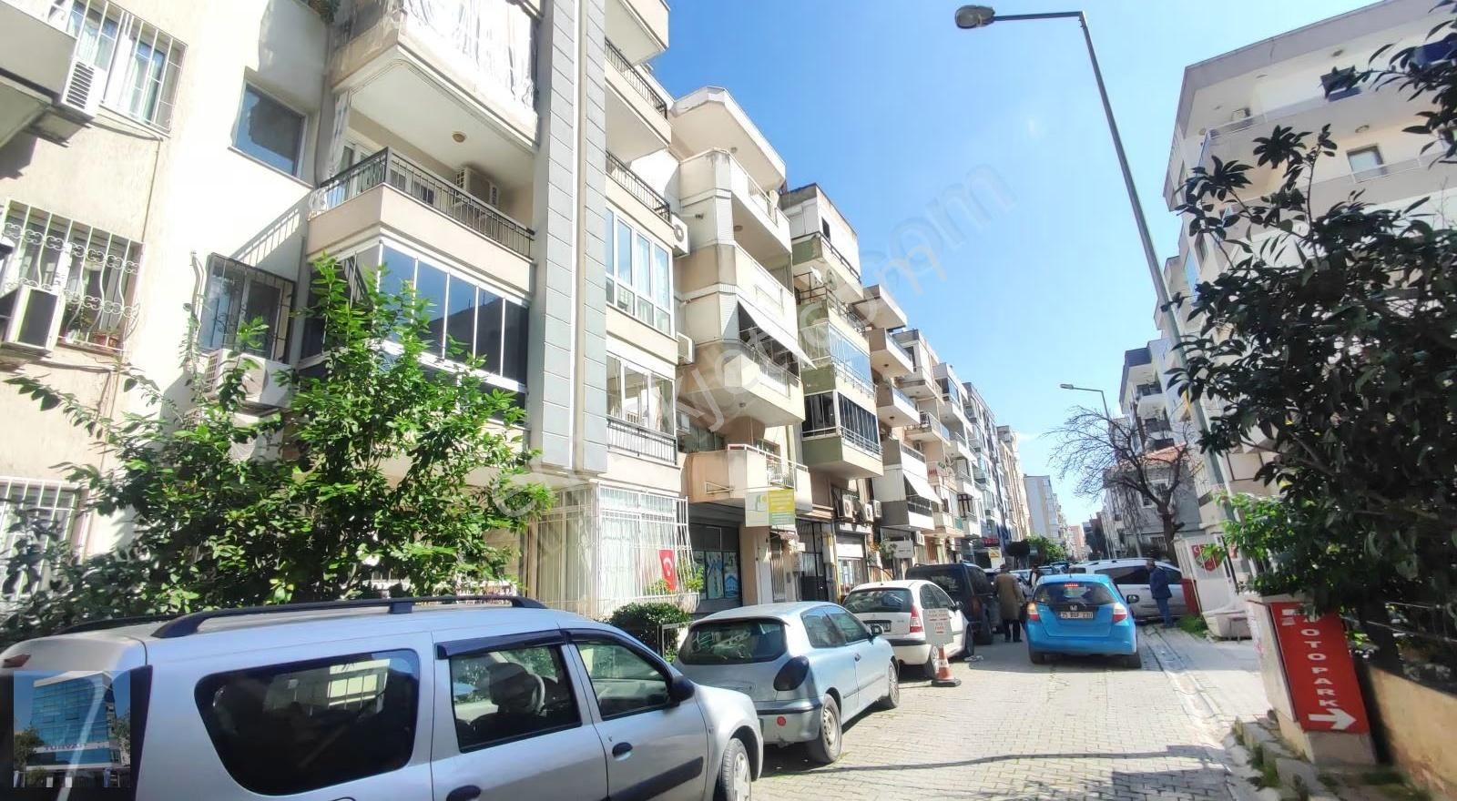 Karşıyaka Belediyesi Yakını Satılık 3+1 Arakat Daire - Görsel 23