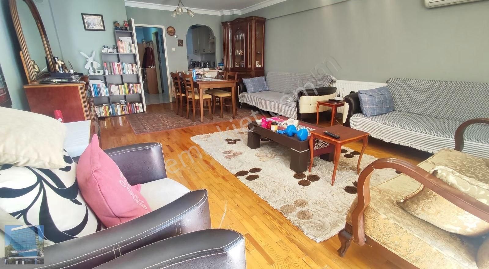 Karşıyaka Belediyesi Yakını Satılık 3+1 Arakat Daire - Görsel 14