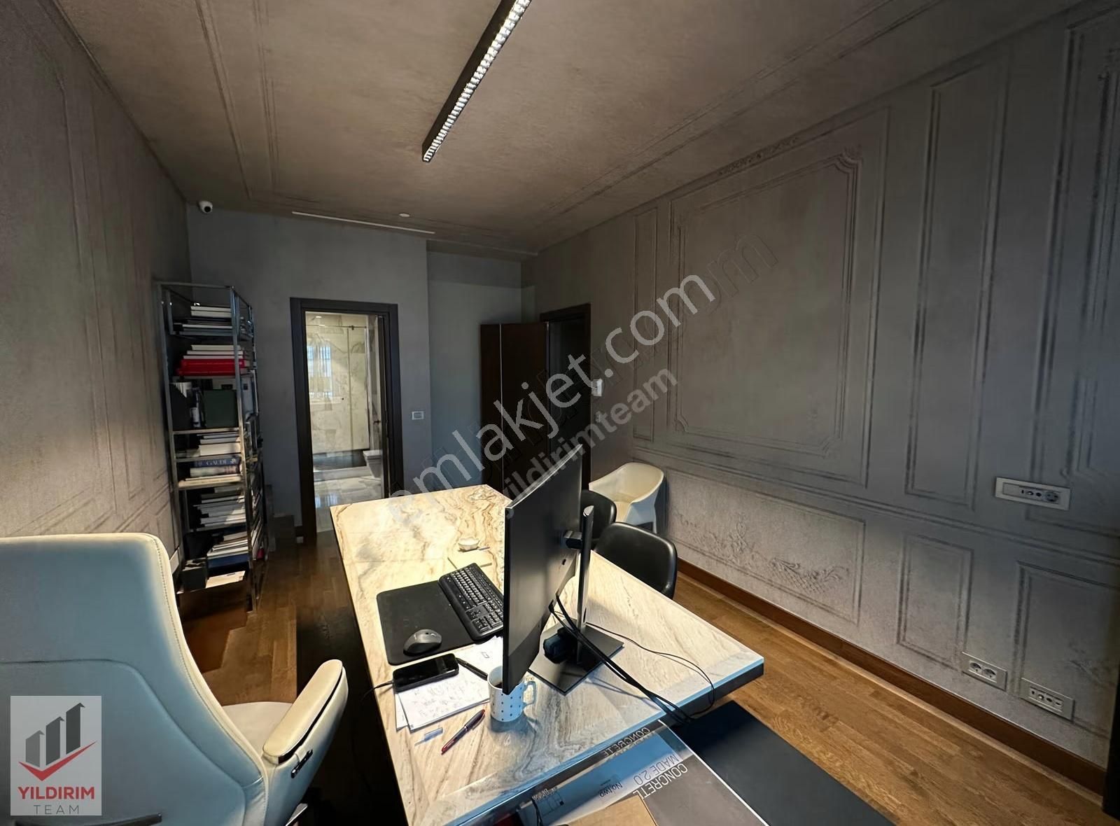 Emaar Square Heights'ta 12. Kat 2+1 Lüks Ofis | 141 M² Brüt - Görsel 2