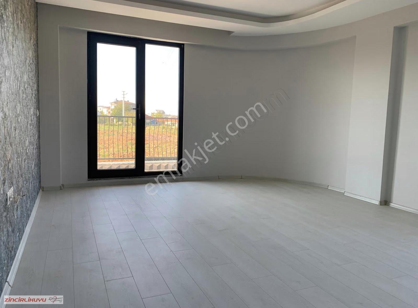 Kentmeydanı Güvenlikli Sitede Önüaçık Otoparklı 3+1 Çatı Dubleks - Görsel 10