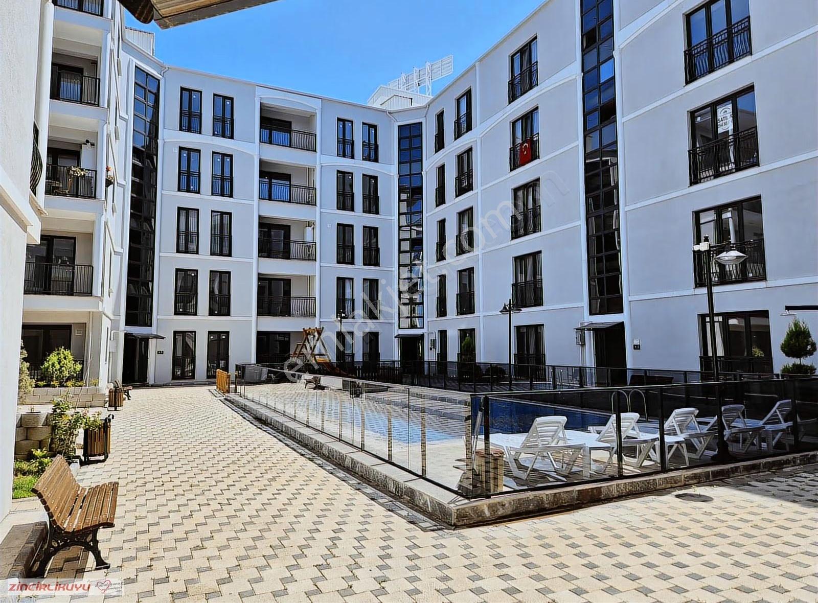 Kent Meydanı Sitede Havuzlu,kapalı Otoparklı Bahçeli 3+1-170m2 - Görsel 17