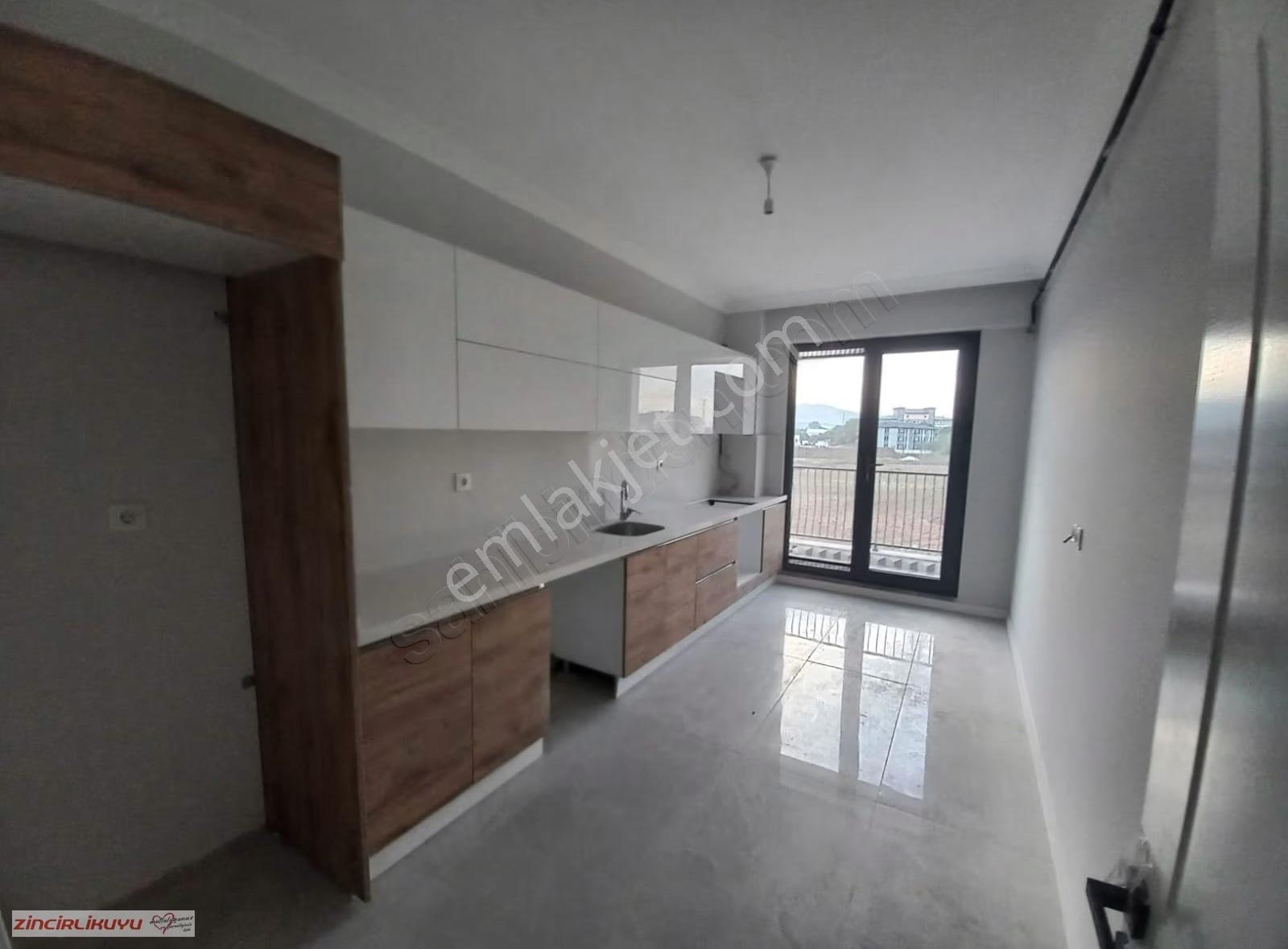 Kartepe Kent Meydanı Sitede Havuzlu,kapalı Otoparklı 3+1 Dubleks - Görsel 14