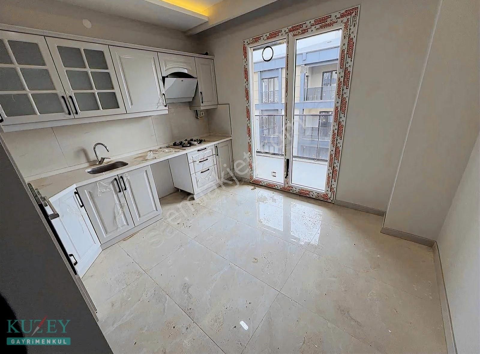 Tam Deniz Manzaralı Çift Balkonlu Sıfır Daire - Görsel 3