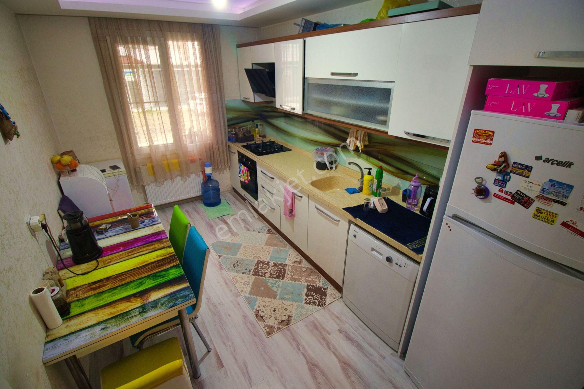 🛑🛑aktif'ten Akçay'da Satılık Cam Balkonlu Ön Cephe Ayrı Mutfaklı 2+1 Geniş Daire - Görsel 3