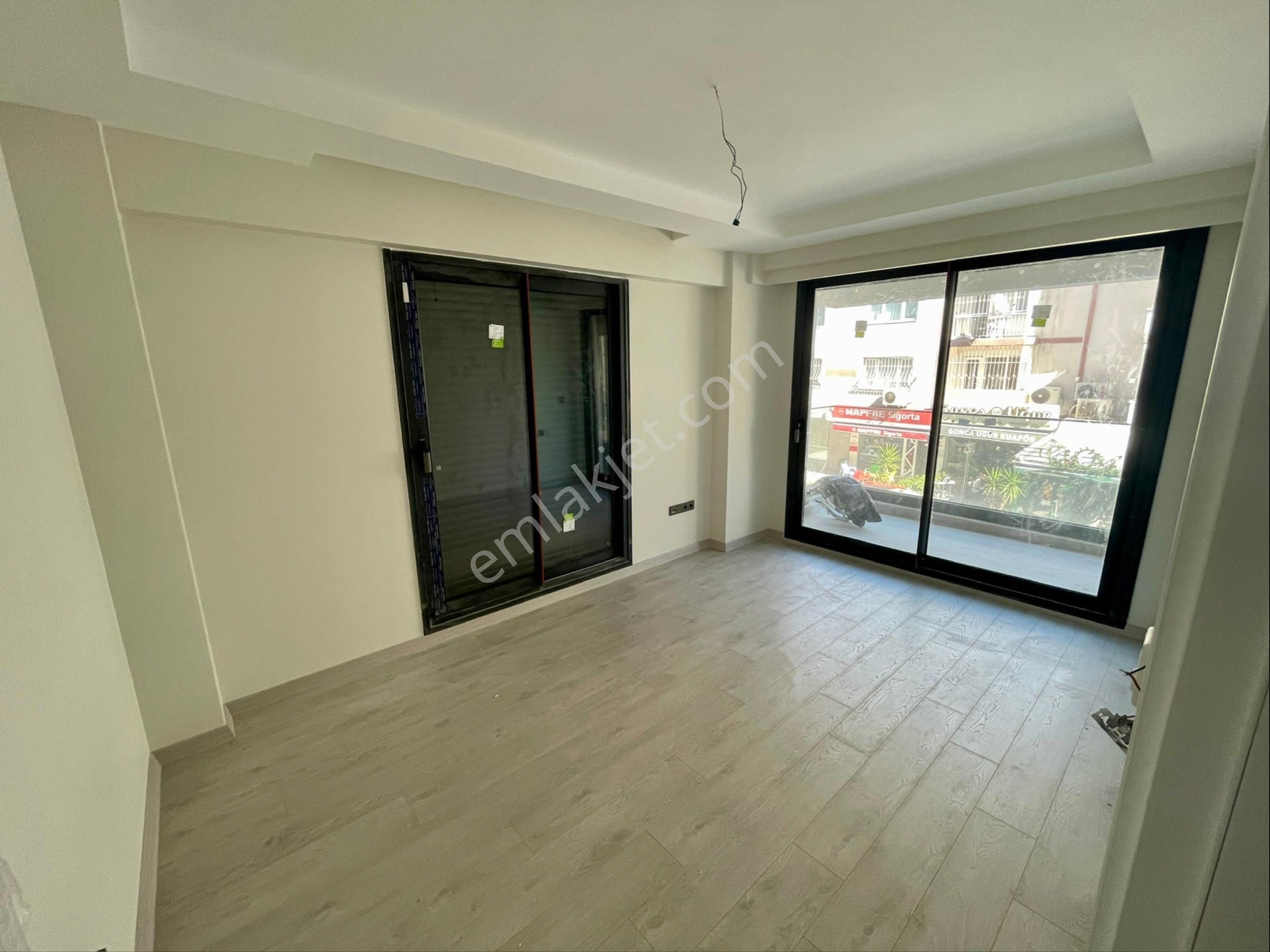 Bornova Küçükpark’ta Modern 3+1 – Önü Açık, Sıfır Daire - Görsel 18