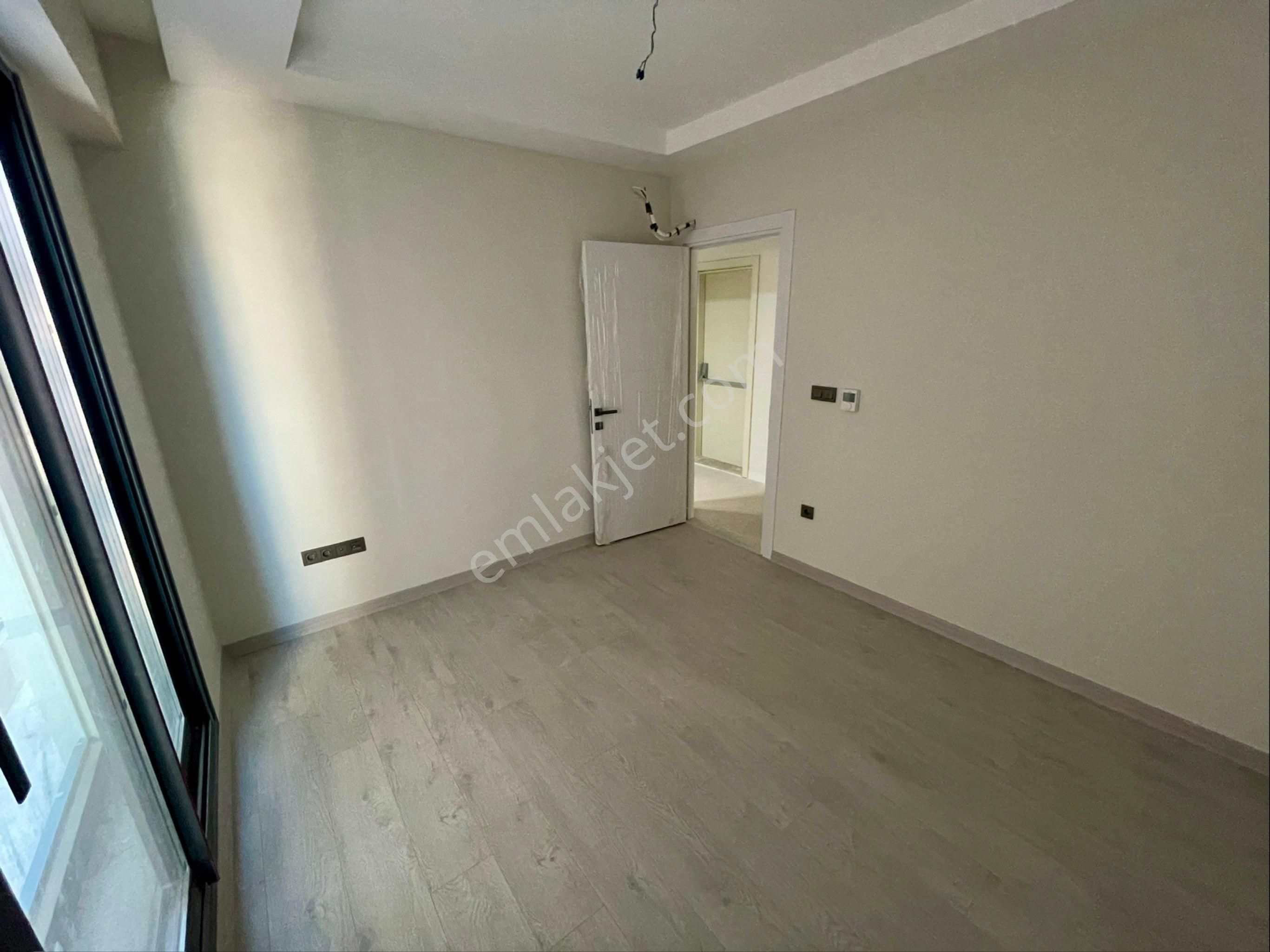 Bornova Küçükpark’ta Modern 3+1 – Önü Açık, Sıfır Daire - Görsel 11