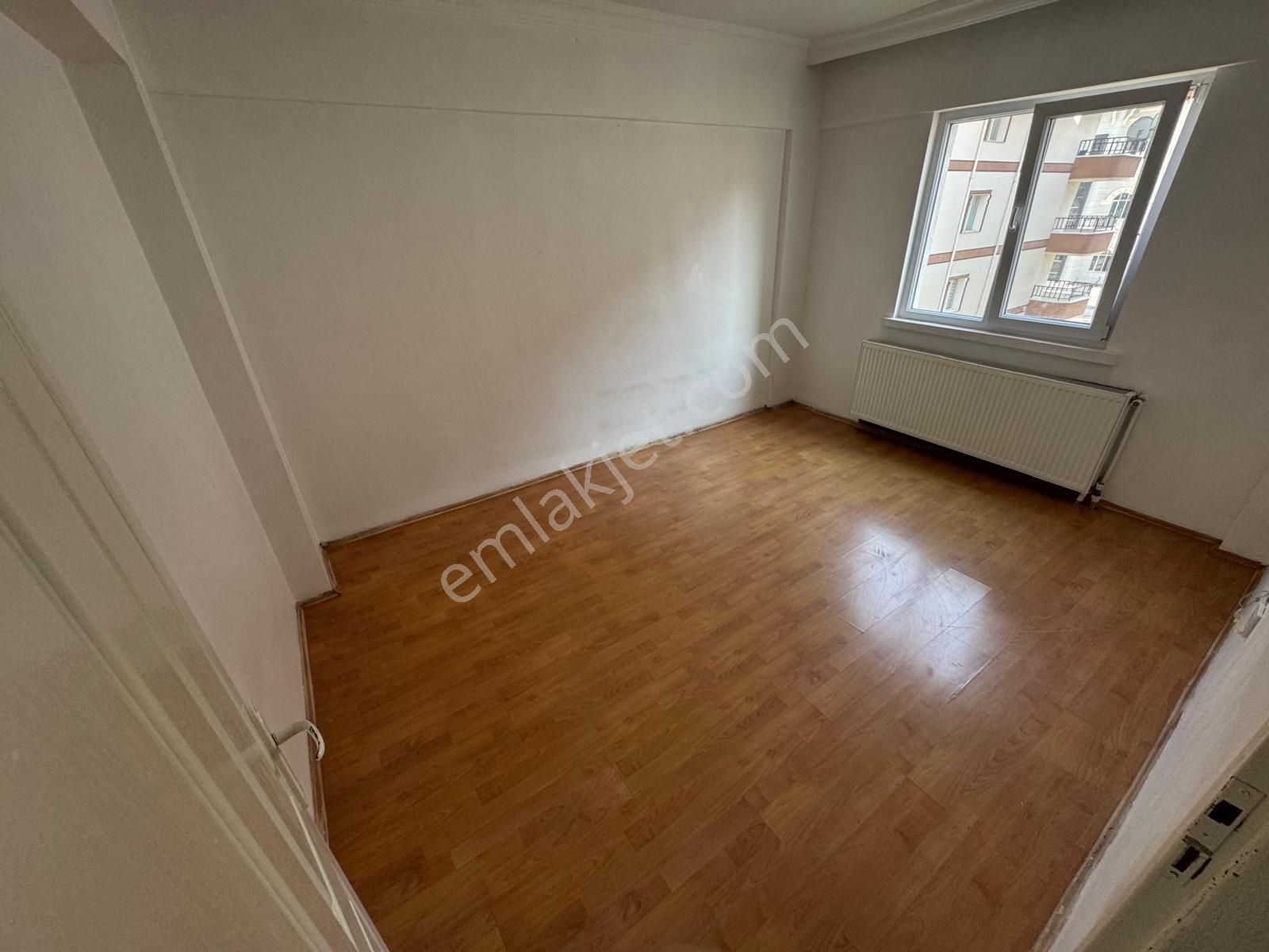 Ahi Evran Mh'de Lüks 3 Banyolu Kilerli 275m² Satılık 5+1 Teras - Görsel 13