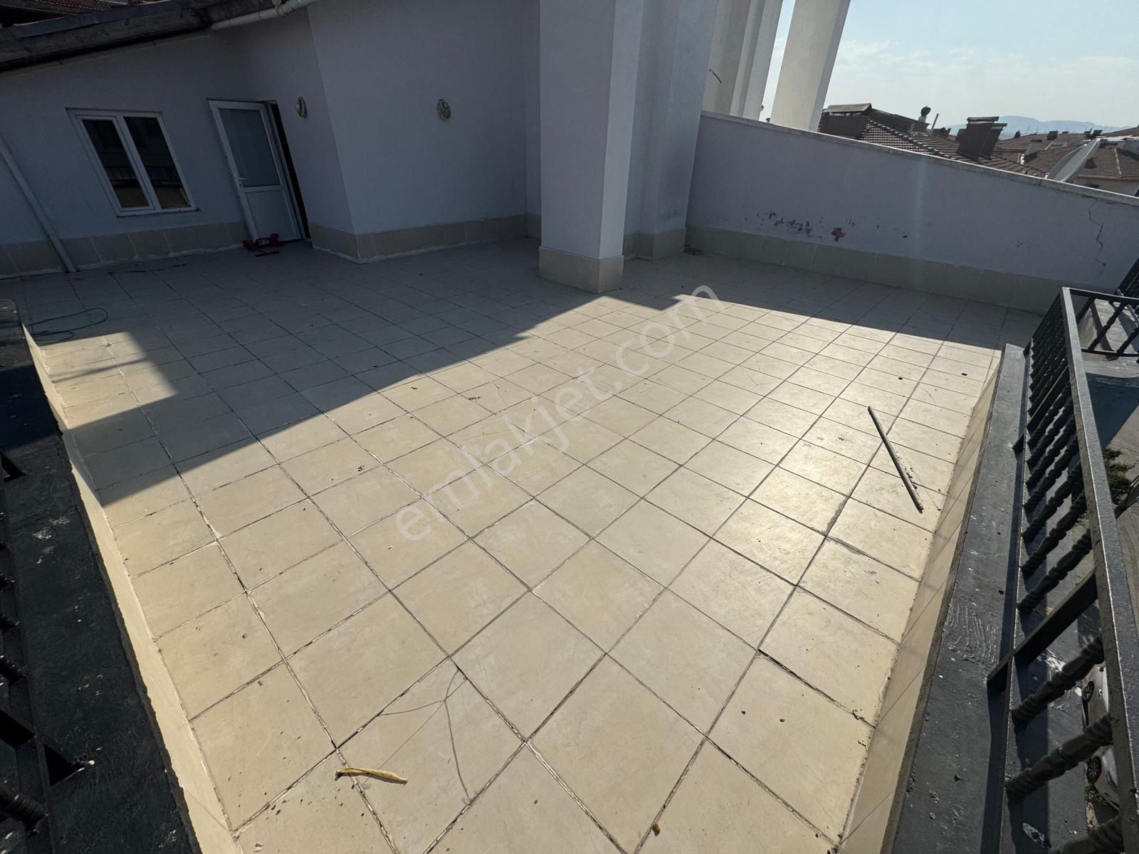 Ahi Evran Mh'de Lüks 3 Banyolu Kilerli 275m² Satılık 5+1 Teras - Görsel 23