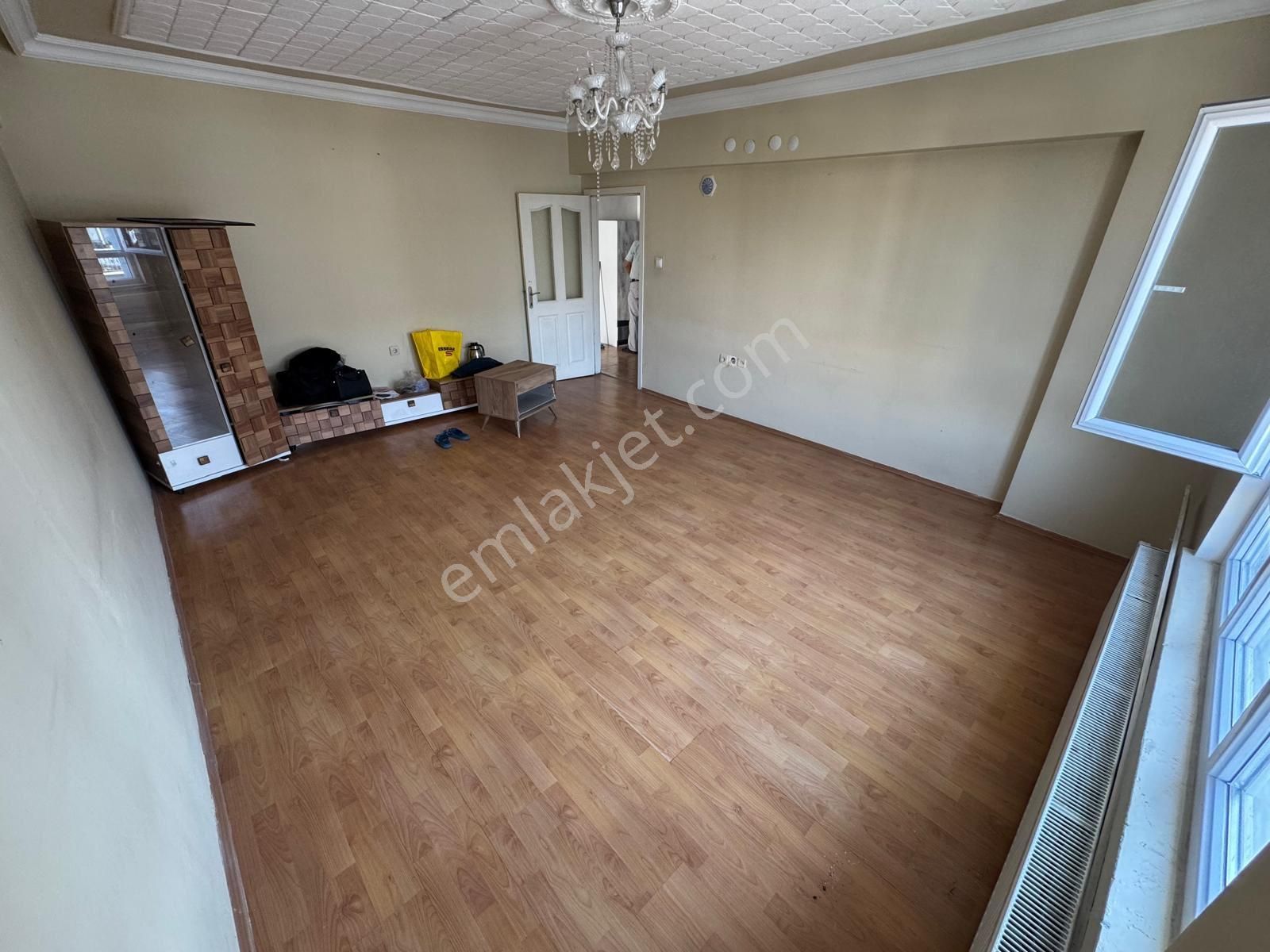 Ahi Evran Mh'de Lüks 3 Banyolu Kilerli 275m² Satılık 5+1 Teras - Görsel 12