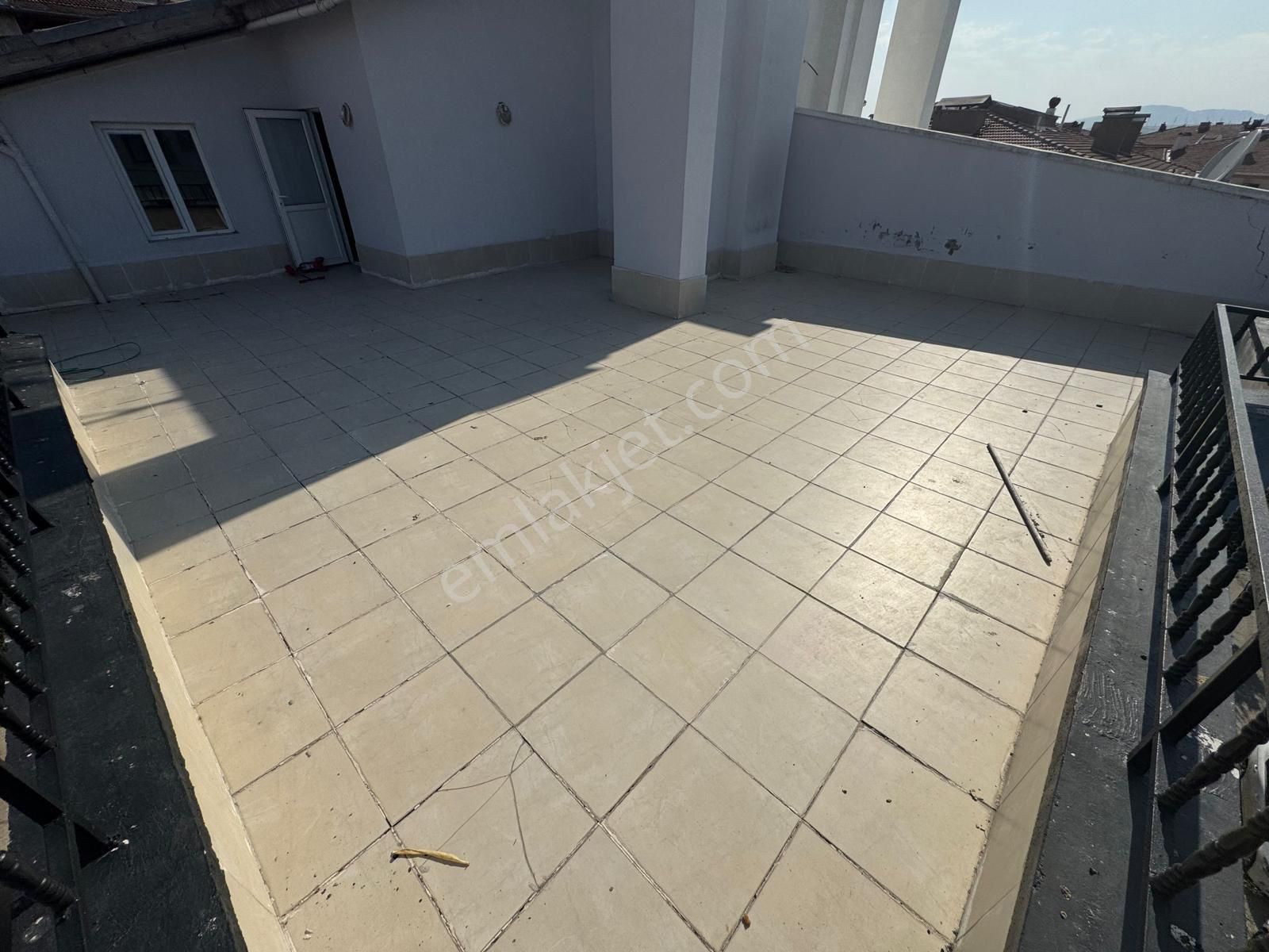 Ahi Evran Mh'de Lüks 3 Banyolu Kilerli 275m² Satılık 5+1 Teras - Görsel 24