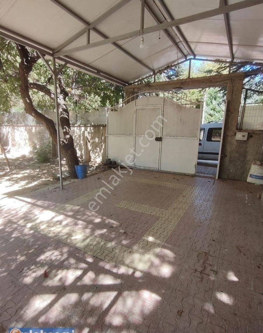 Emlaknomi'den Erenköy Mah'de Kiralık Müstakil Ev - Görsel 13