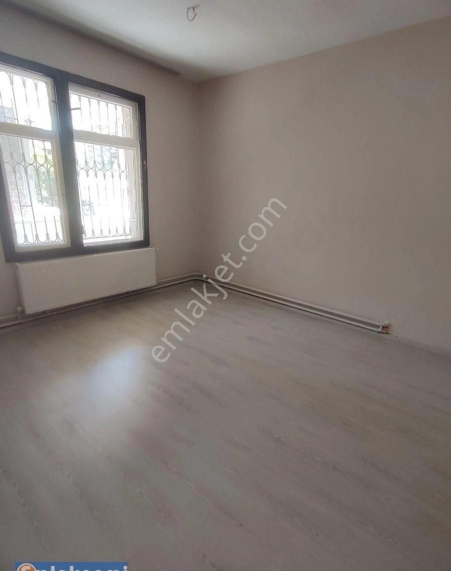 Emlaknomi'den Erenköy Mah'de Kiralık Müstakil Ev - Görsel 5