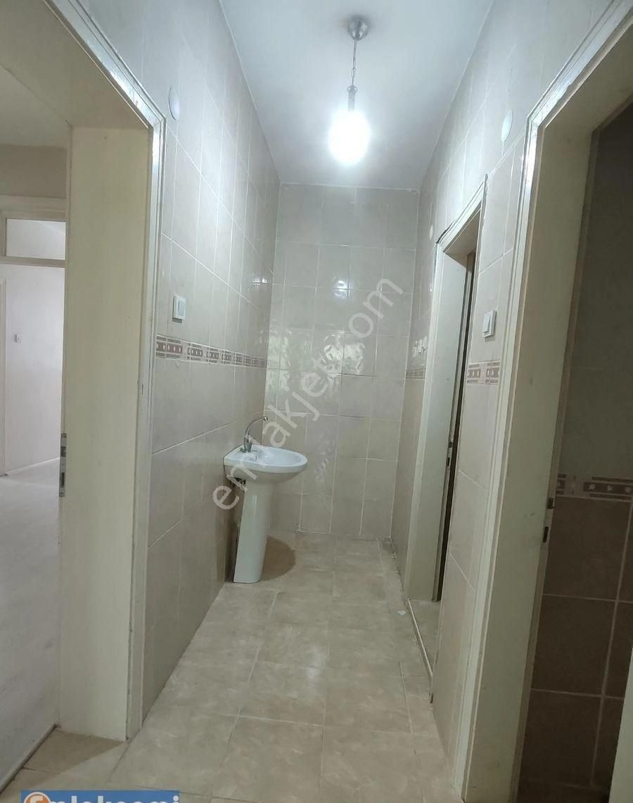 Emlaknomi'den Erenköy Mah'de Kiralık Müstakil Ev - Görsel 2