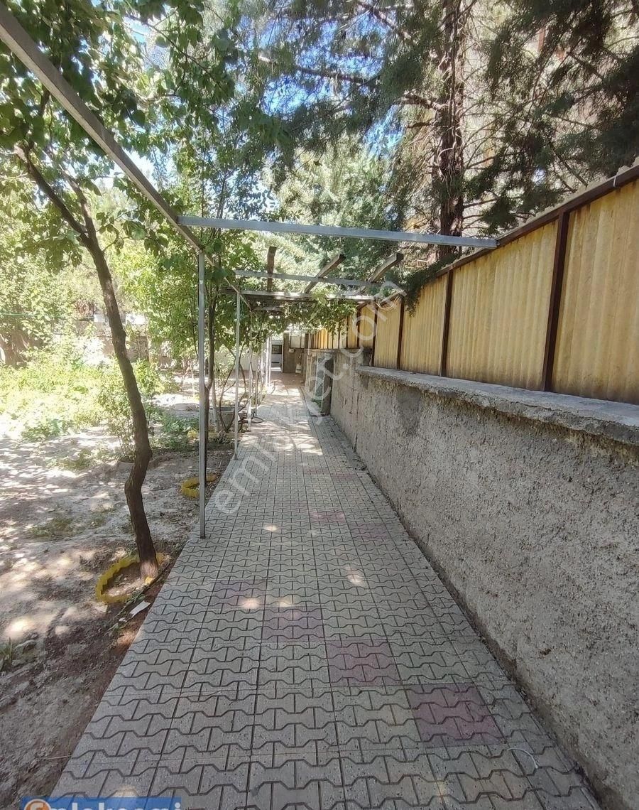 Emlaknomi'den Erenköy Mah'de Kiralık Müstakil Ev - Görsel 17