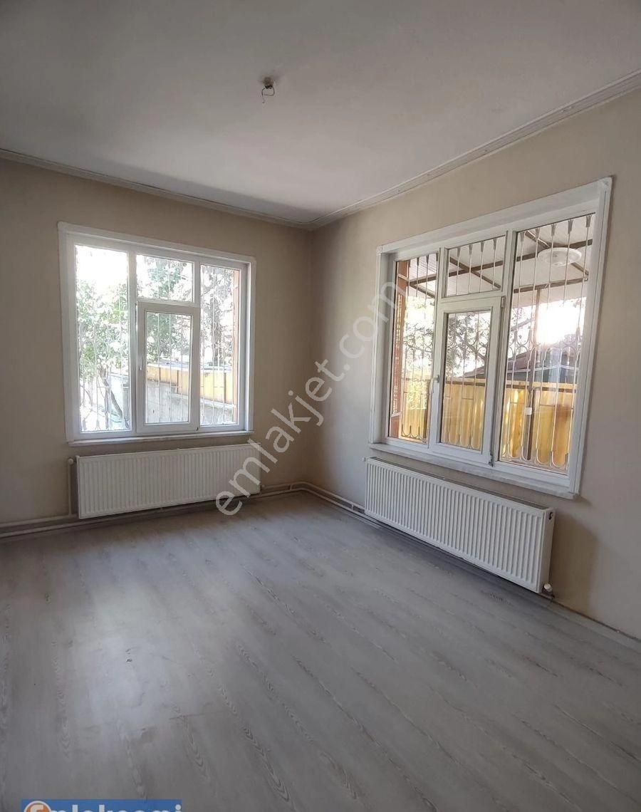 Emlaknomi'den Erenköy Mah'de Kiralık Müstakil Ev - Görsel 22