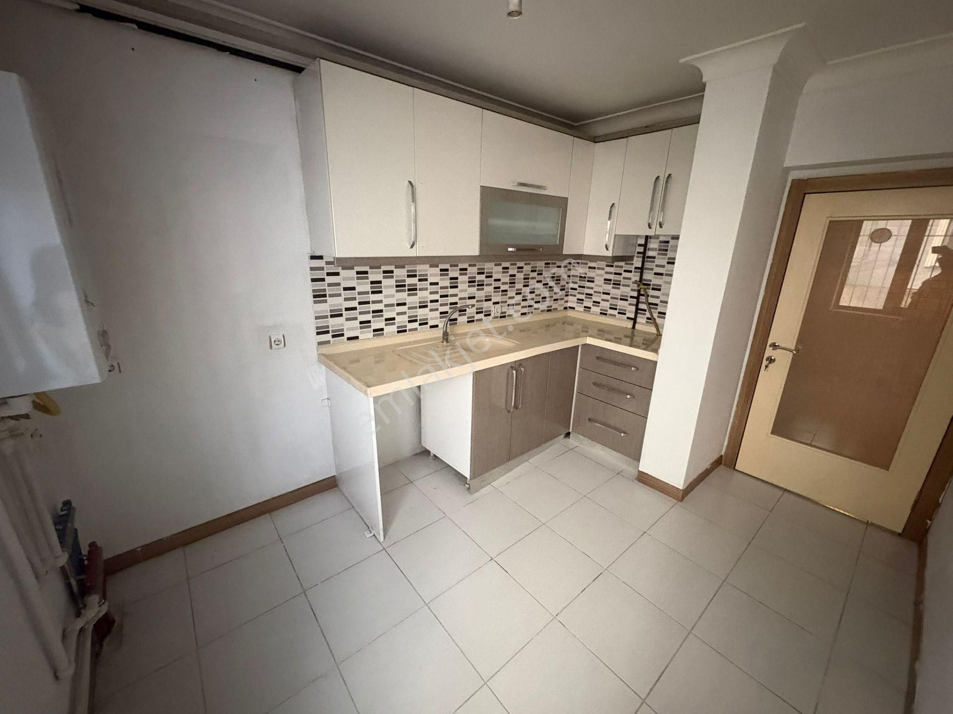 Hayal^den Ahi Mesut Bul. Üzerinde Bağımsz Emsalsiz Yapılı 2+1 Fırsat Daire !!