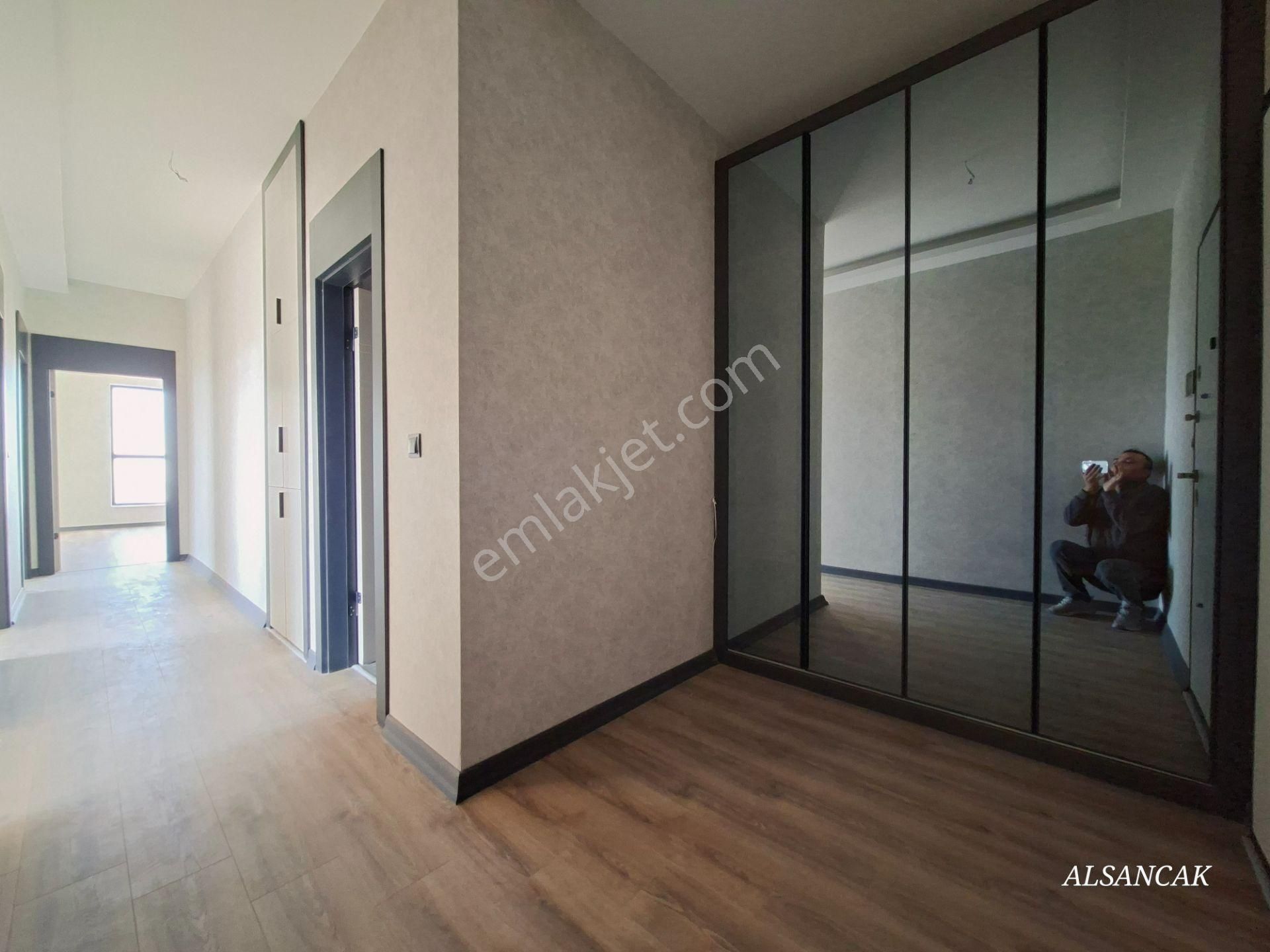 Sitede 2+1 Yeni Lüks Daire Ankastre Set Cam Balkon Yerden Isıtma - Görsel 12