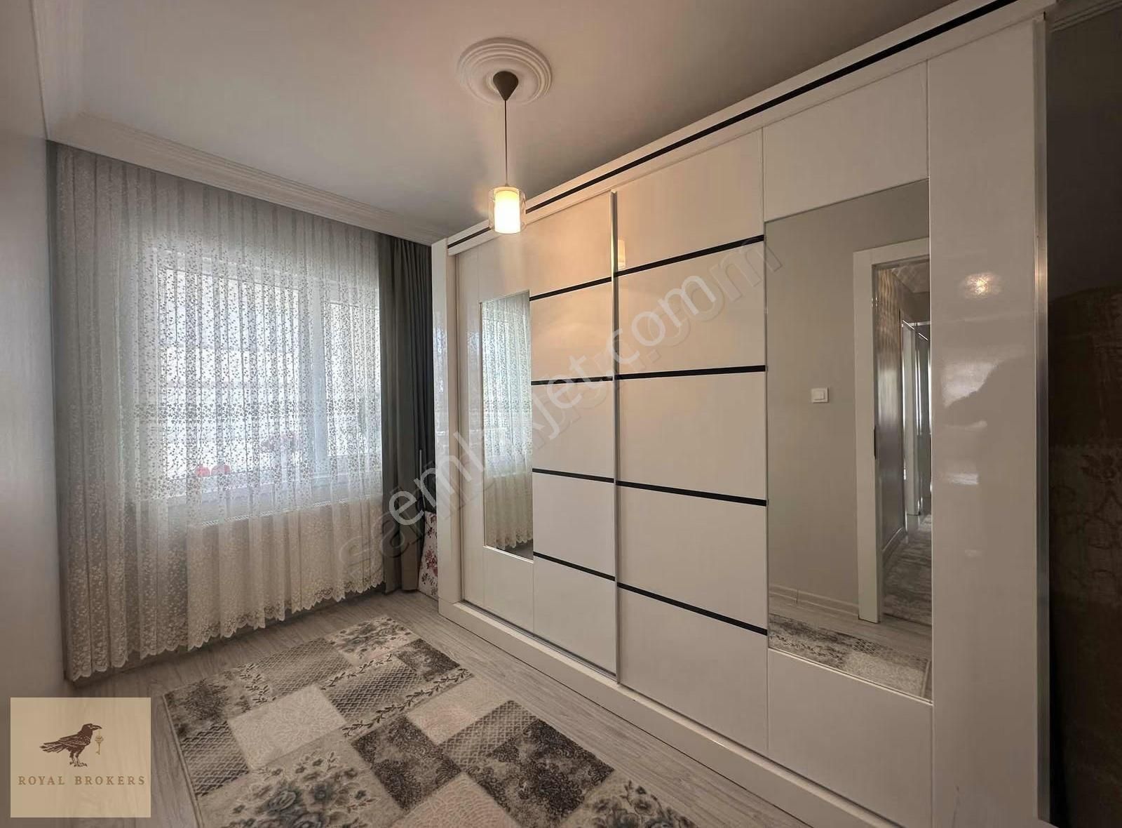 Satılık, Hilal'de, Yapılı, Oturuma Hazır, Krediye Uygun 4+1 - Görsel 14