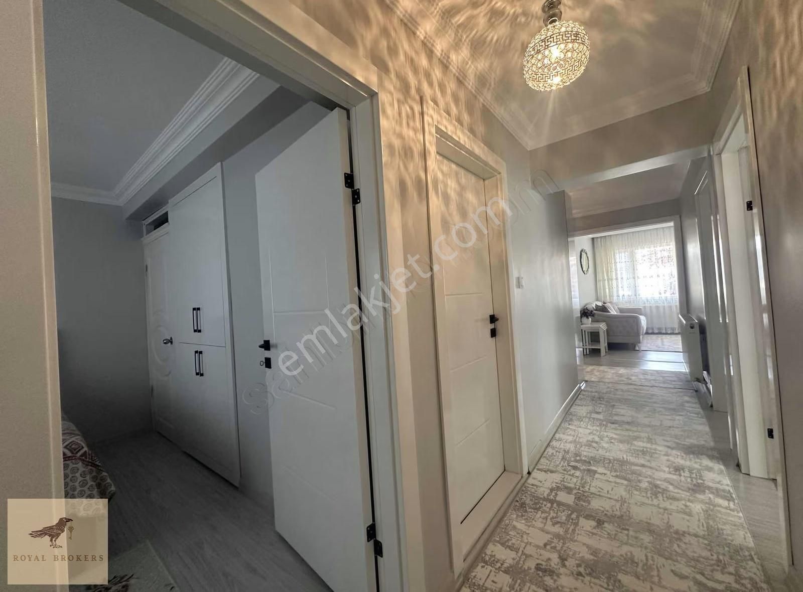 Satılık, Hilal'de, Yapılı, Oturuma Hazır, Krediye Uygun 4+1 - Görsel 34