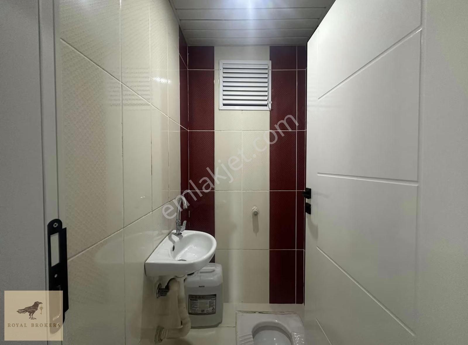 Satılık, Hilal'de, Yapılı, Oturuma Hazır, Krediye Uygun 4+1 - Görsel 5