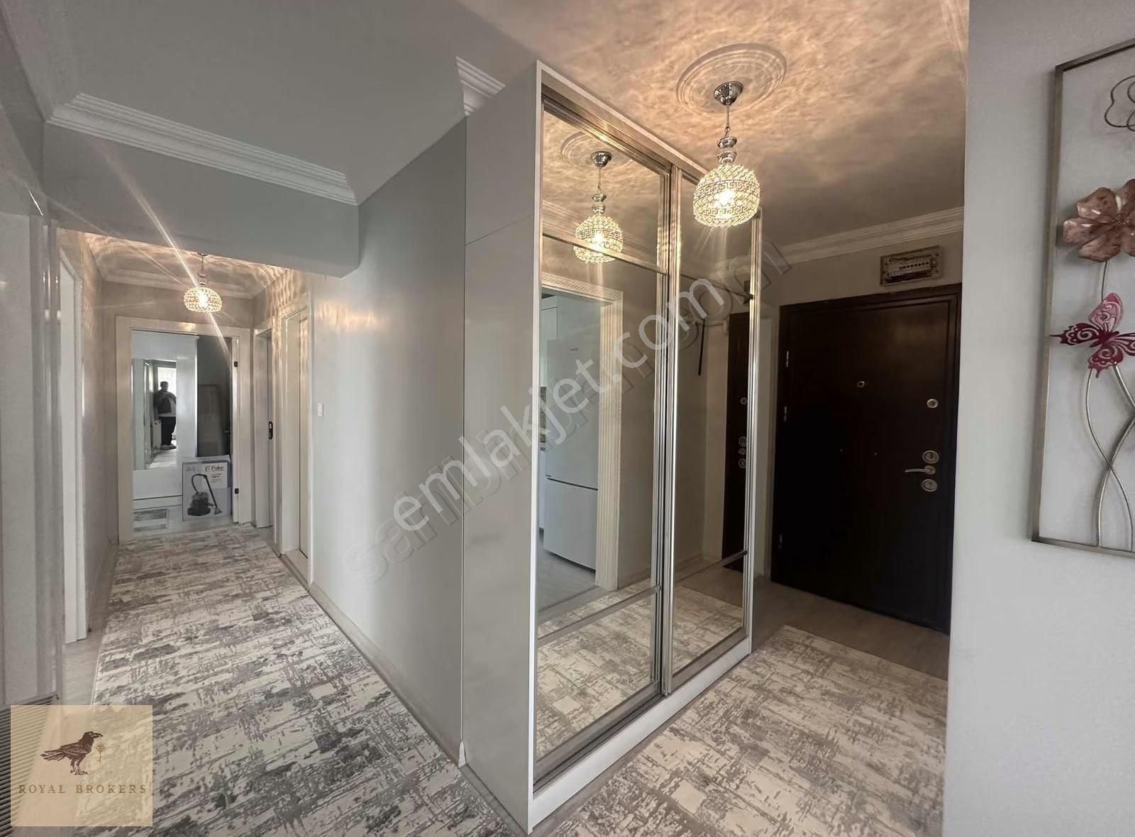 Satılık, Hilal'de, Yapılı, Oturuma Hazır, Krediye Uygun 4+1 - Görsel 15