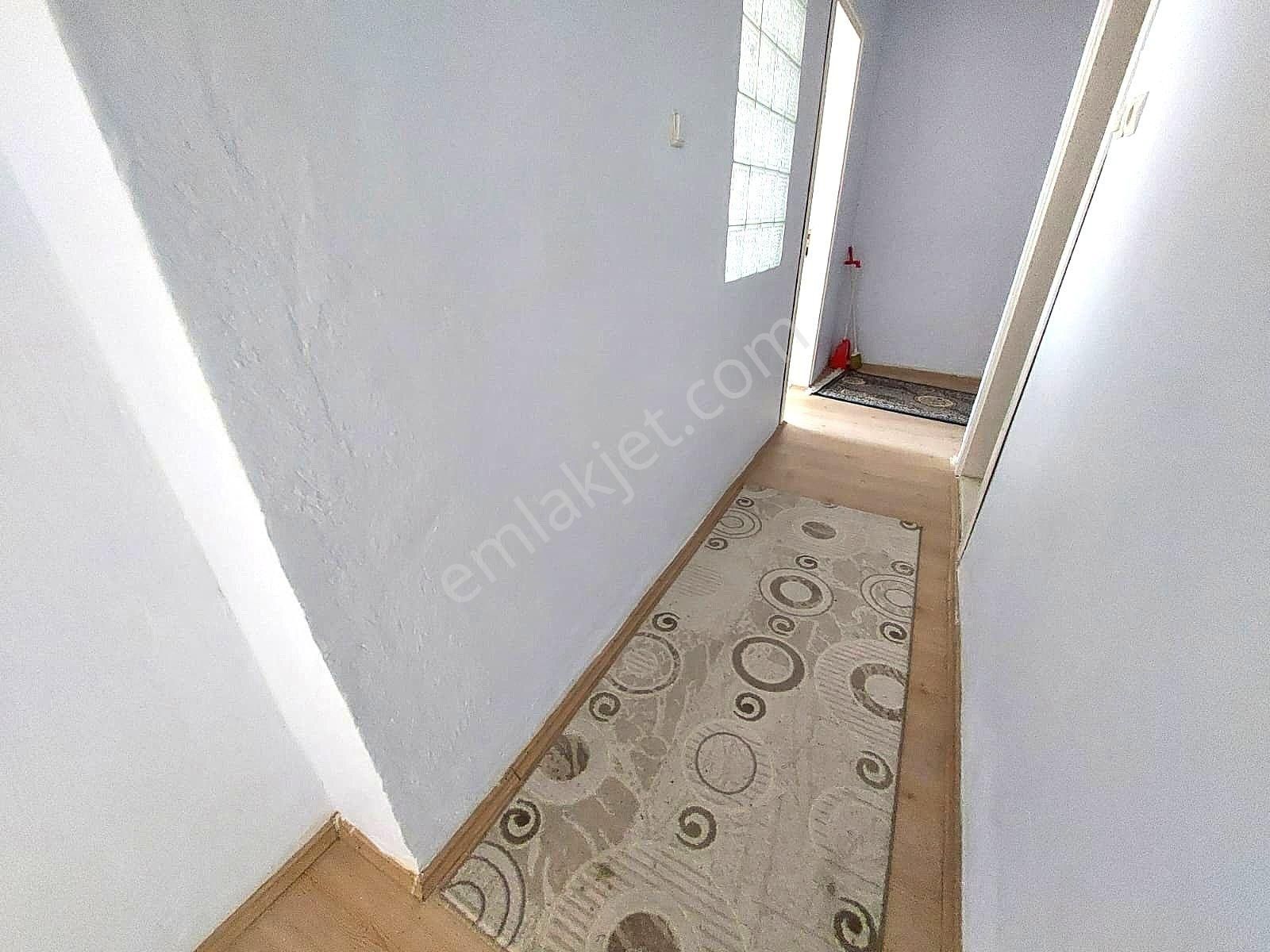 Kuşadası Limana 3 Dk Arakat Bakımlı 2+1 Satılık Daire - Görsel 9