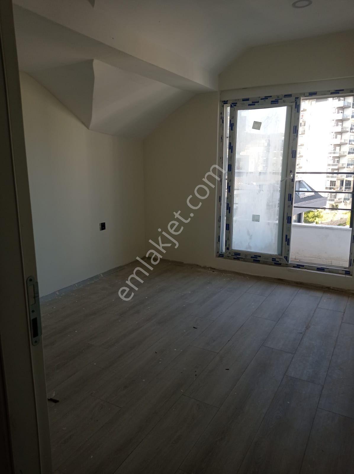 Sahibinden Çift Cepheli Köşe Çatı Dubleks İskanlı Daire - Görsel 23