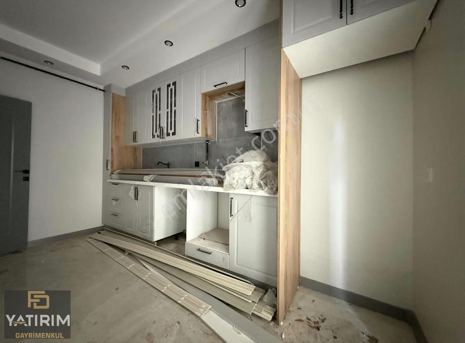 İstasyon Cad.yakını 2+1 90 M2 Ankastre Set İçinde Lüks Daire - Görsel 13