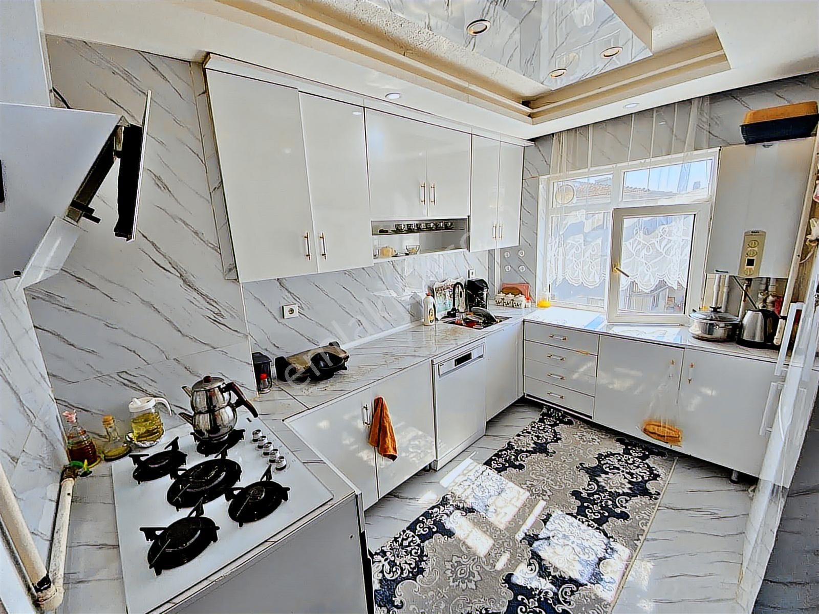 Sym'den Plevne Mah'de Full Yapılı Katta Masrafsız Uygun 3+1daire