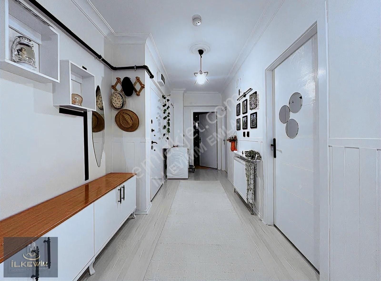 Asansörlü Binad Ön Cephede Ful Yapılı Masrafsız Fırsat 3+1 Daire - Görsel 12