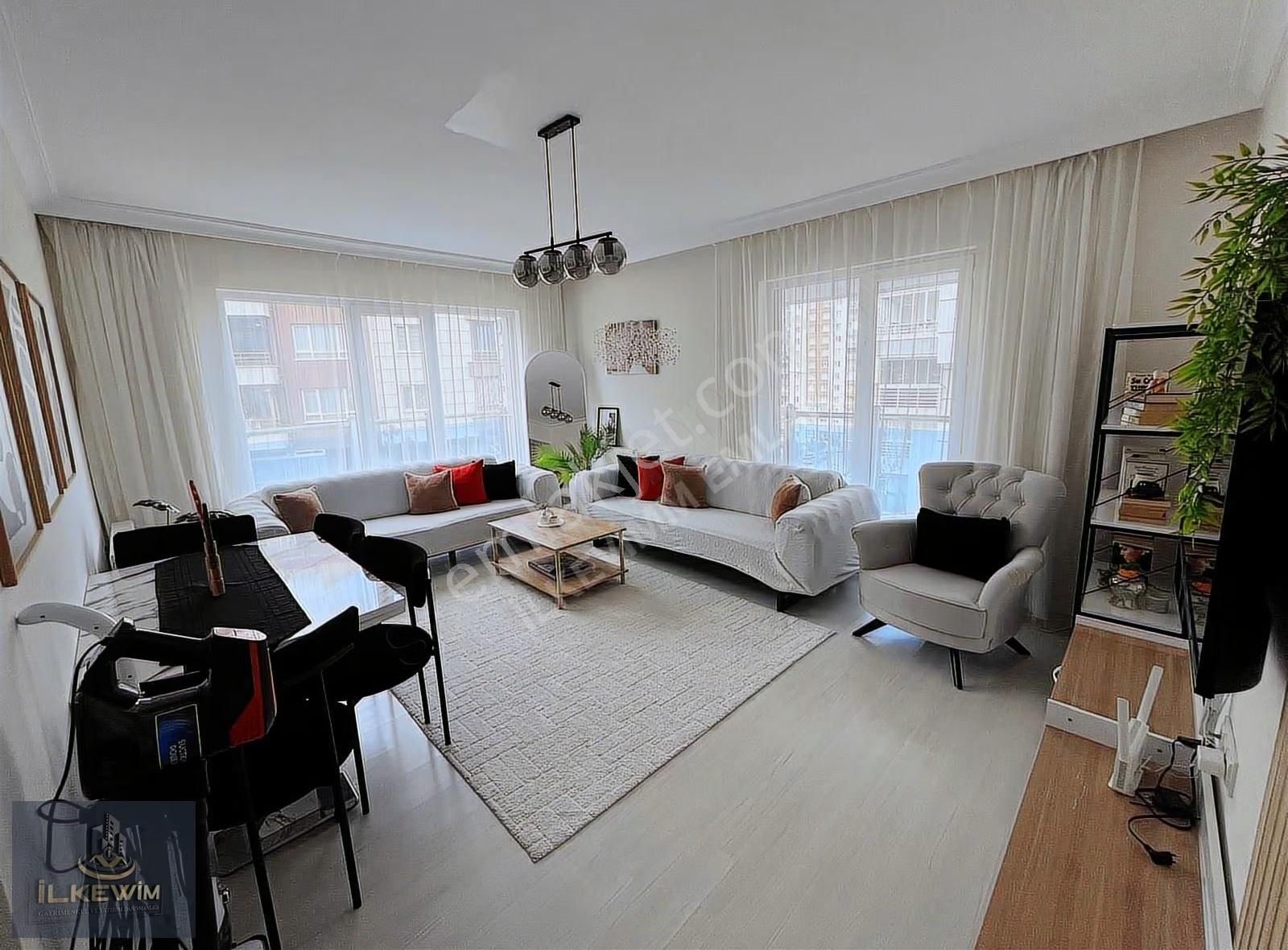 Asansörlü Binad Ön Cephede Ful Yapılı Masrafsız Fırsat 3+1 Daire