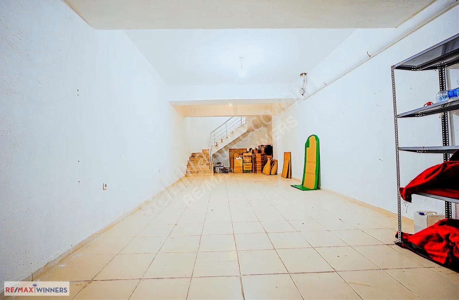 Antalya Kepez'de Satılık 3 Katlı, Tabela Değeri Yüksek Dükkan - Görsel 2