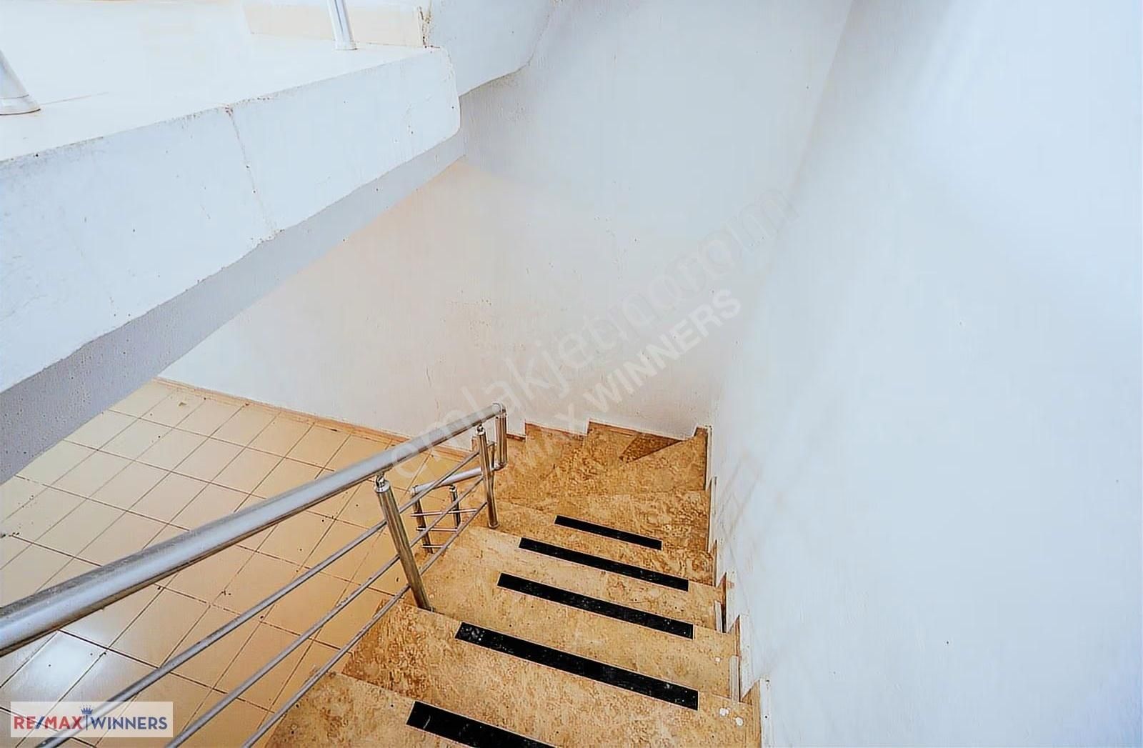 Antalya Kepez'de Satılık 3 Katlı, Tabela Değeri Yüksek Dükkan - Görsel 11