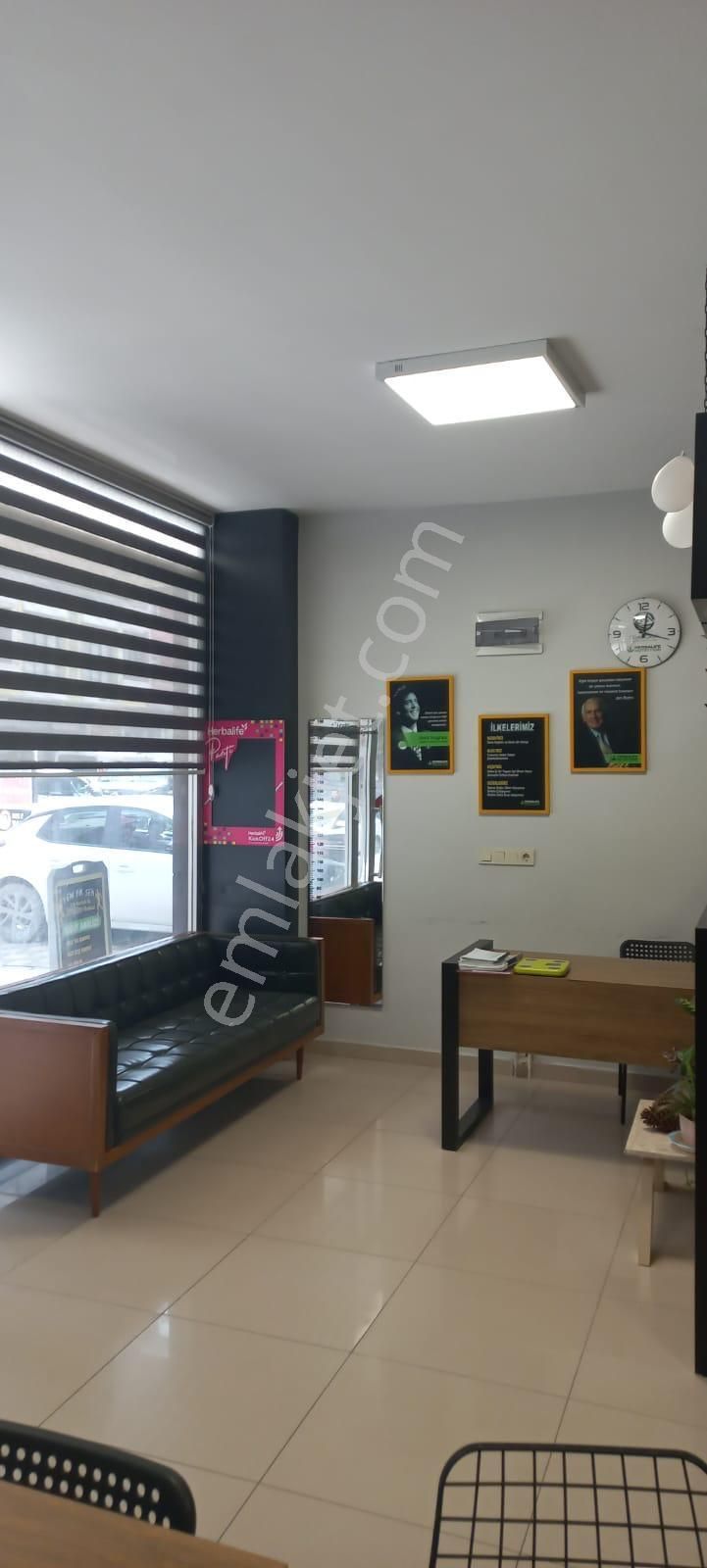 Sultanbeyli Merkez’ De Sahibinden Satılık 80+80 M² Depolu (duplex) İşyeri (düz Giriş Dükkan) - Görsel 7