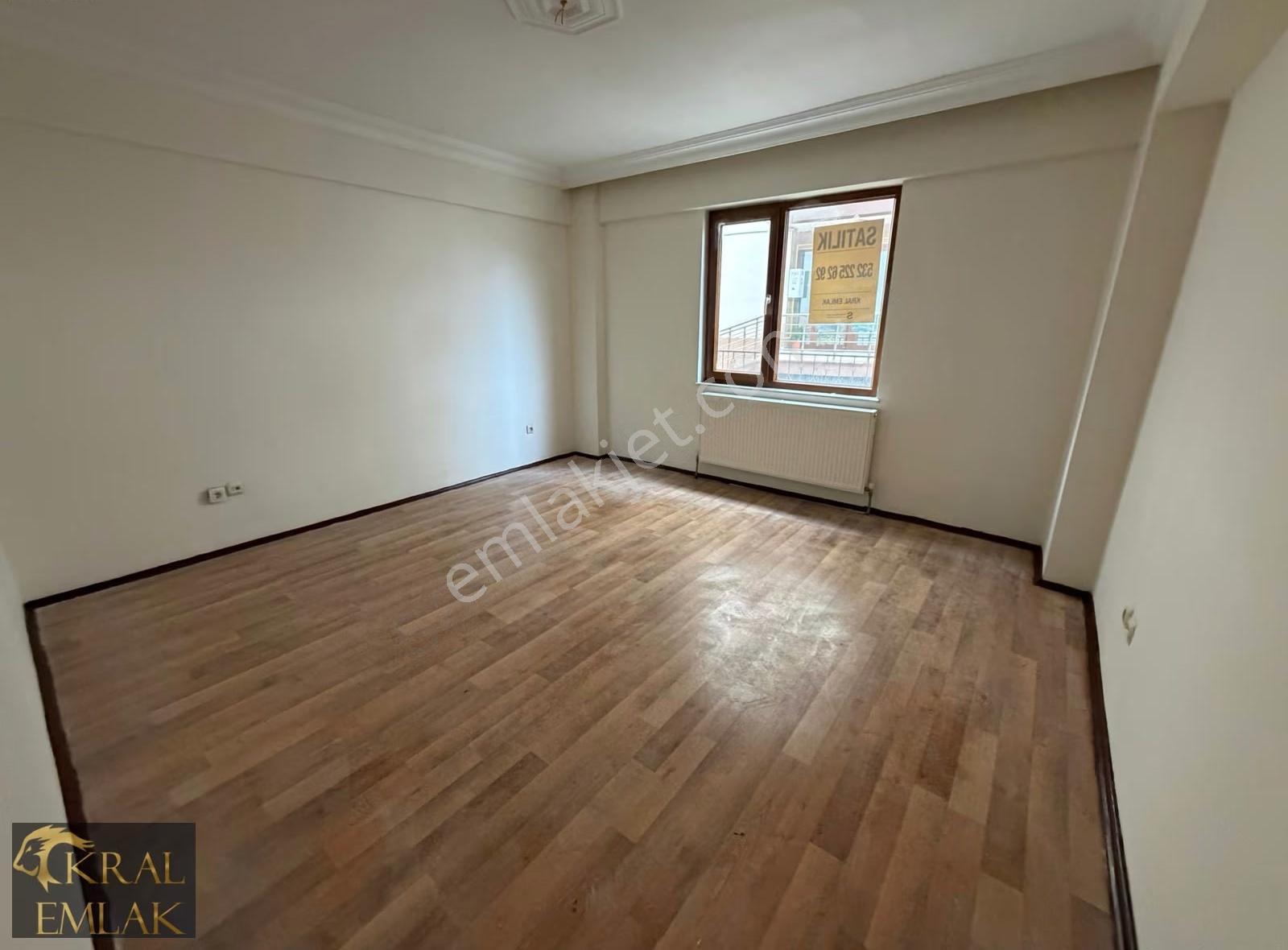 Çuhallı Çarşısında Denize 50 M Olan Satılık 3+1 Daire - Görsel 4