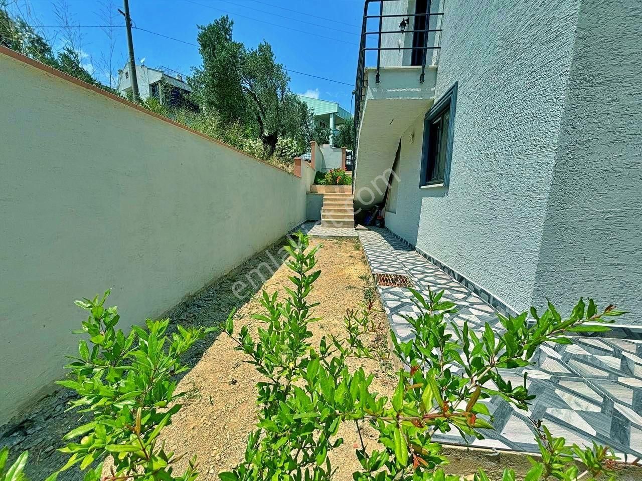 Uytundan Pelitköyde Denize 300 Metre Bahçeli 6+2 Müstakil Villa - Görsel 10
