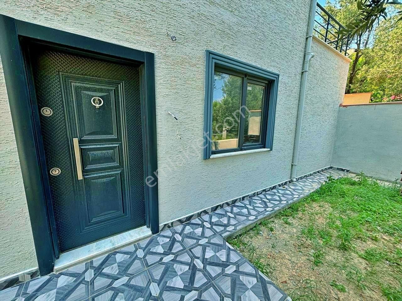 Uytundan Pelitköyde Denize 300 Metre Bahçeli 6+2 Müstakil Villa - Görsel 30