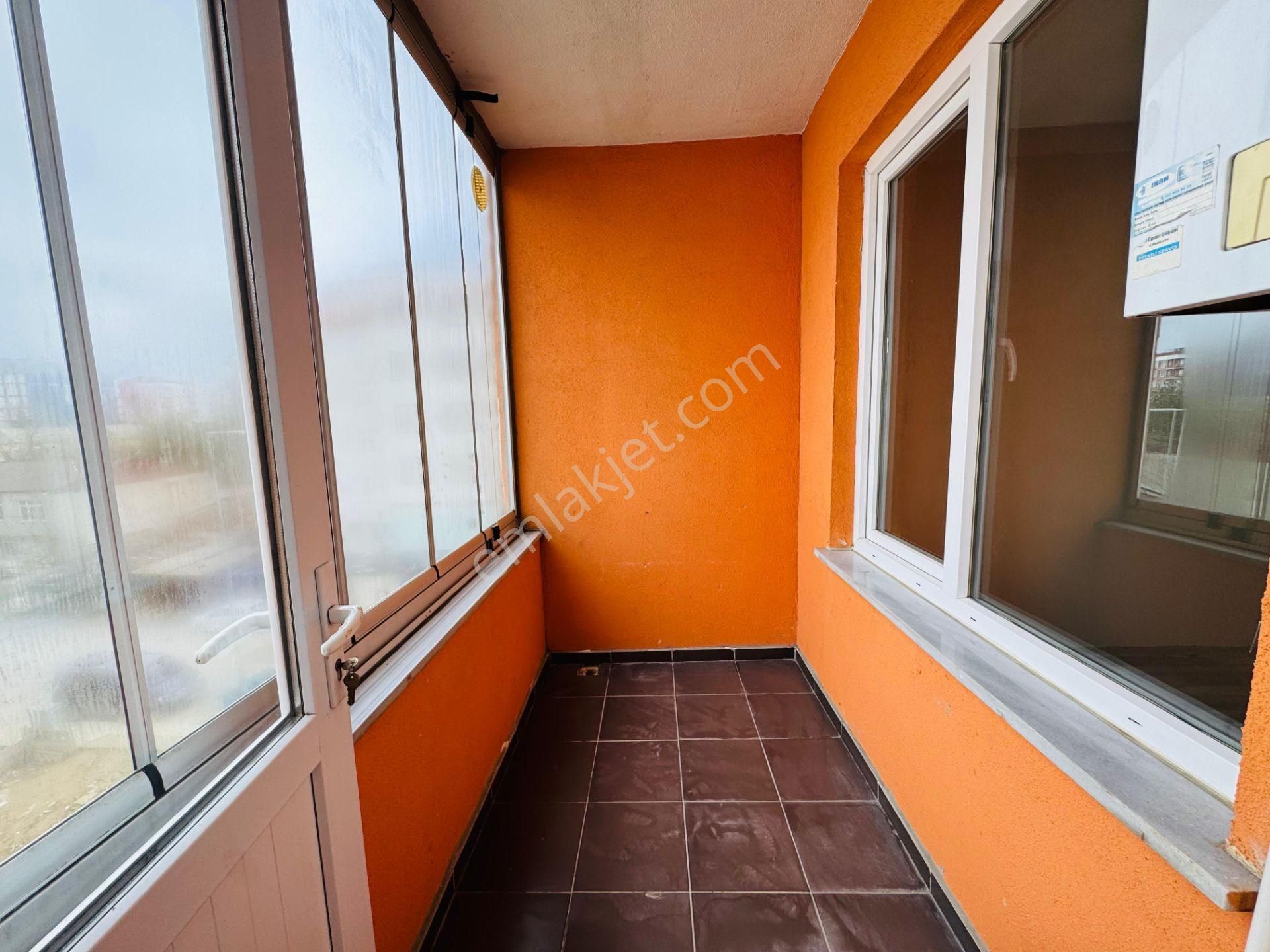 Merpa İnşaat'tan_ Haftanın Kaçırılmaz Uygun Dairesi.!! İskanlı / Kombili / Arakat 2+1 - Görsel 2