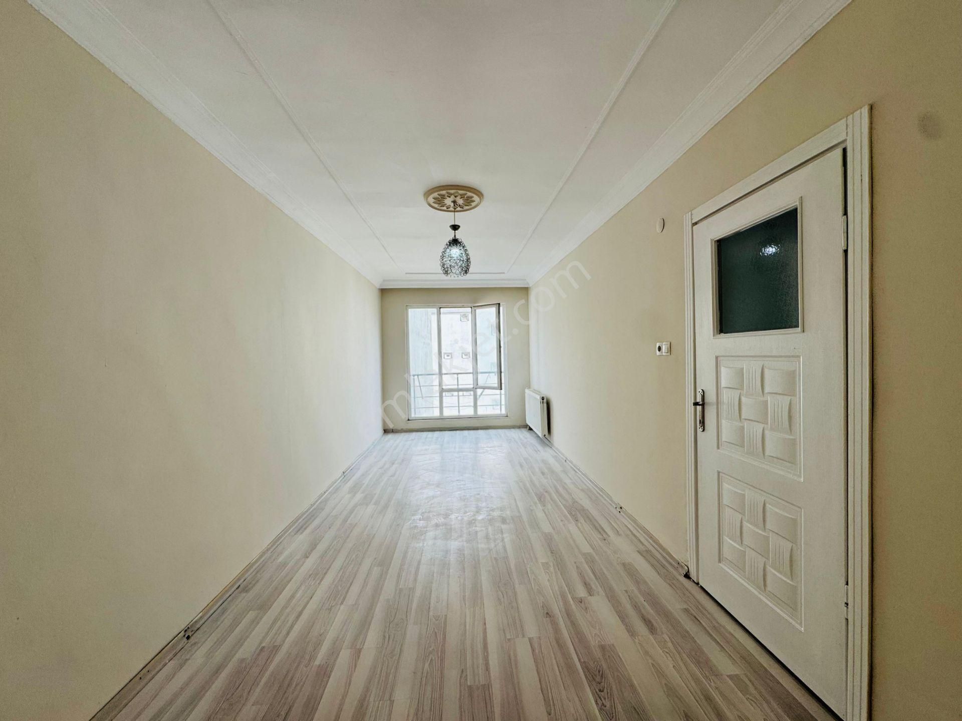 Merpa İnşaat'tan_ Haftanın Kaçırılmaz Uygun Dairesi.!! İskanlı / Kombili / Arakat 2+1 - Görsel 3