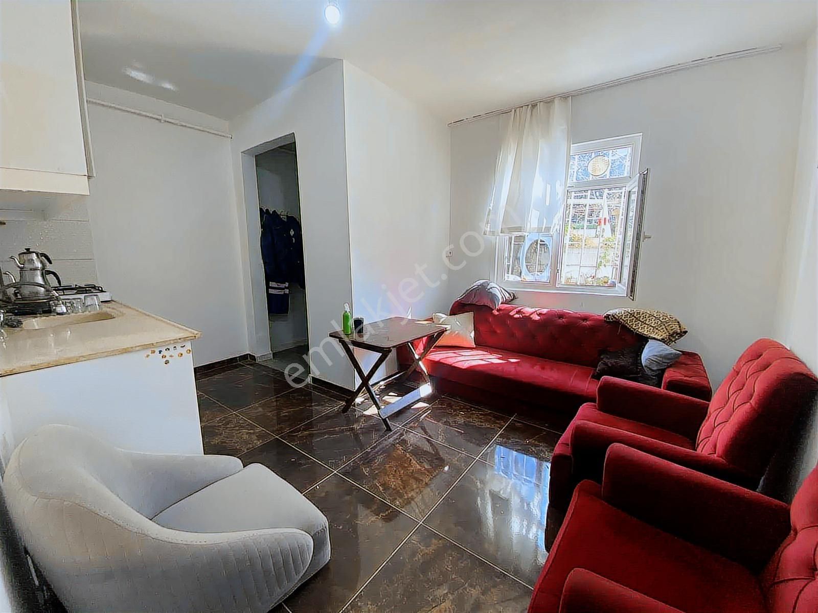 Yenidoğan Mah. Merkez Konumda Kısmi Eşyalı 1+1 Kiralık - Görsel 7