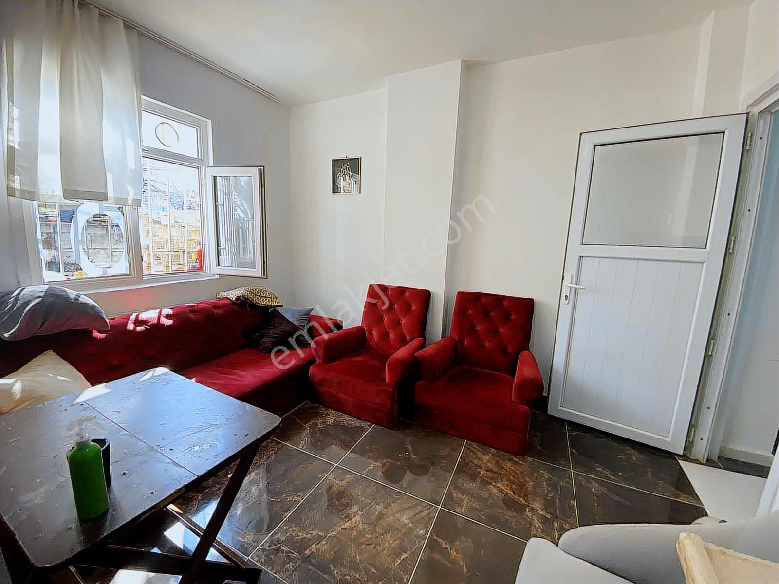 Yenidoğan Mah. Merkez Konumda Kısmi Eşyalı 1+1 Kiralık - Görsel 8