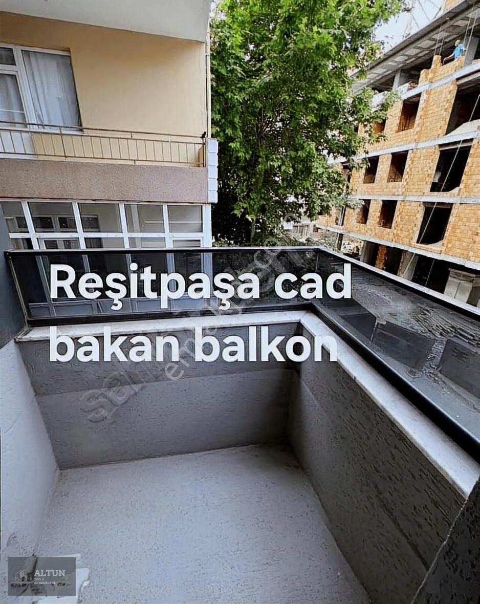 Reşitpaşa Cad.1.kat 3+1 Satılık 3 Yıllık Binada 140m2 Lüks Daire - Görsel 6