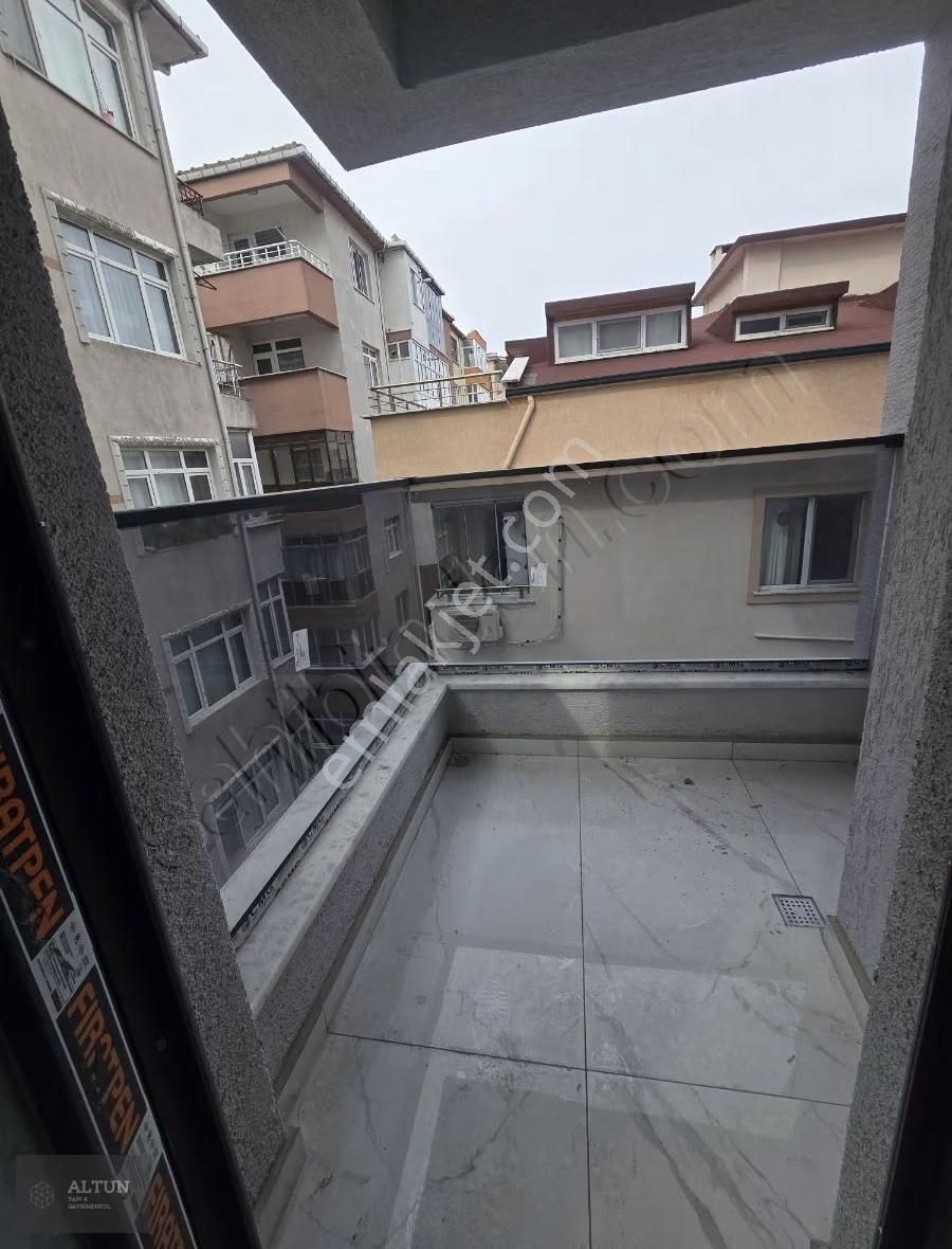 Cennet Mah.metrobüs Dibinde Otoparklı 90m2sıfır 2+1 Arakat Daire - Görsel 13