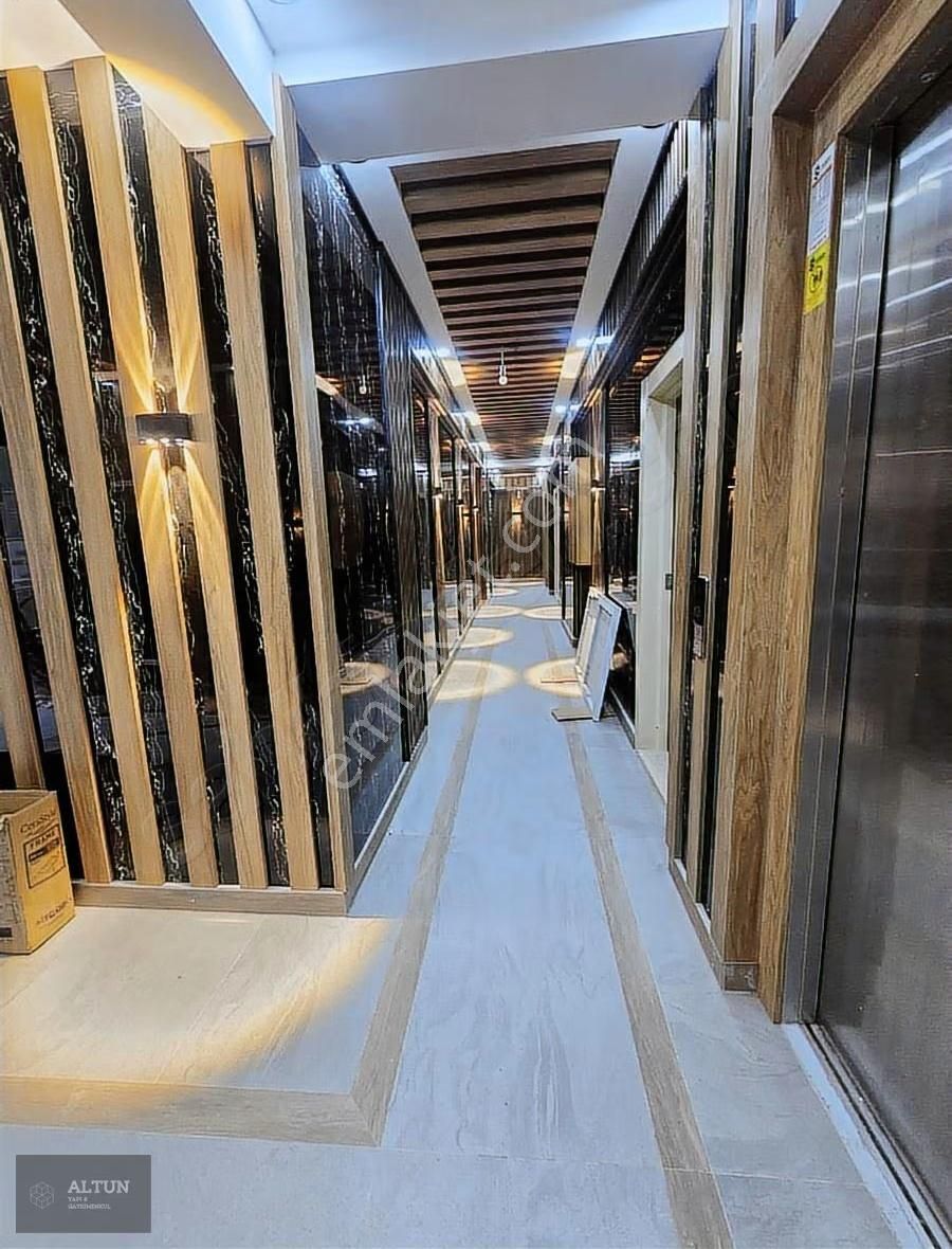 Cennet Mah.metrobüs Dibinde Otoparklı 90m2sıfır 2+1 Arakat Daire - Görsel 4