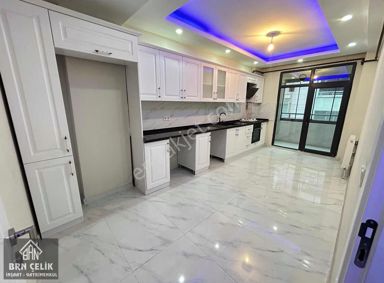 Brn Çelik İnşaat'tan Cevatpaşa Mah Tramvaya Yakın Lüx 142m2 3+1 - Görsel 6